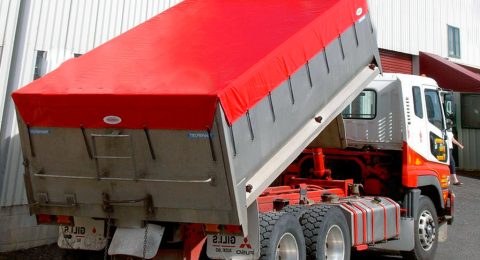 Пологи для самосвалов, полуприцепов и грузовиков