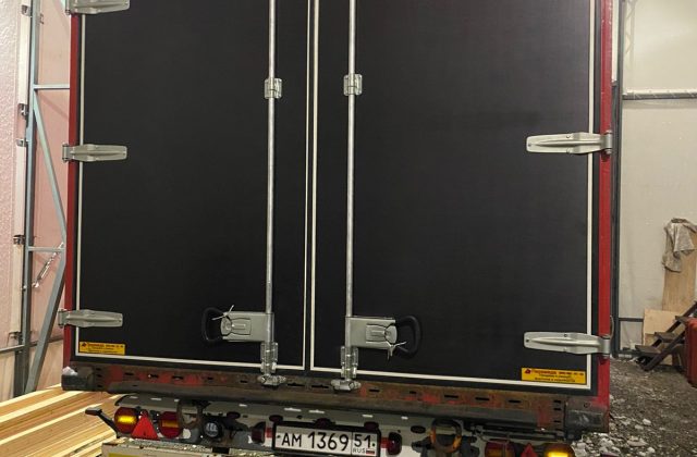 Ворота с усилением портала на полуприцеп Krone